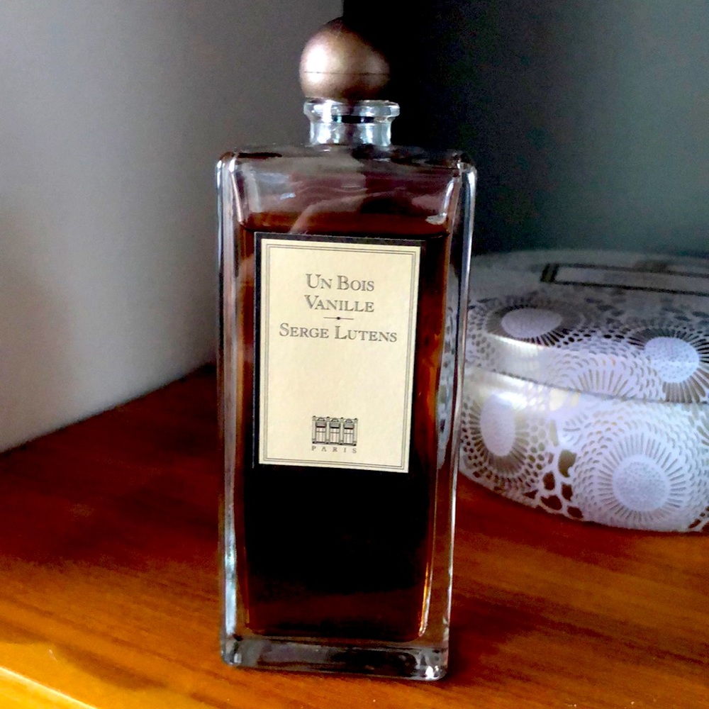 Serge Lutens un bois Vanille perfume cologne